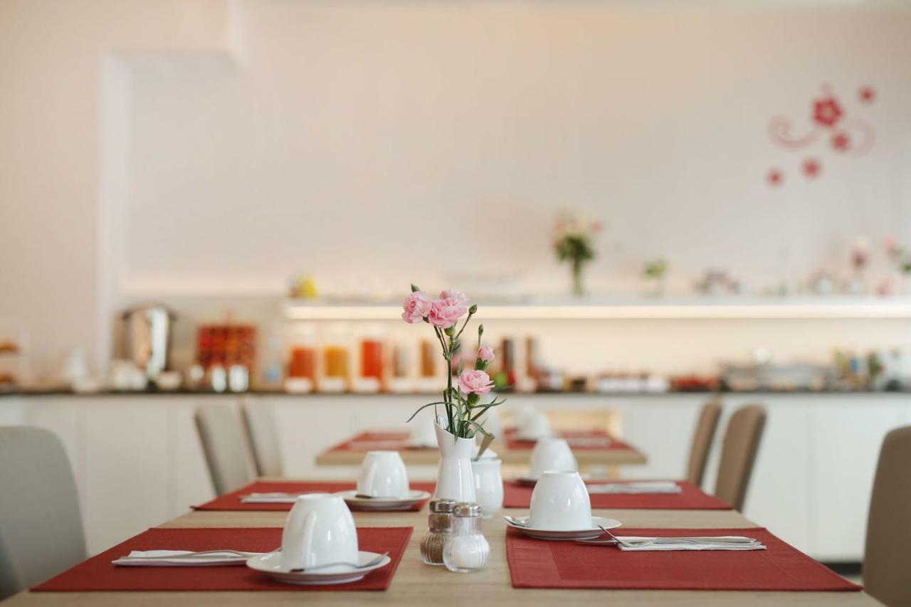 Hotel Am Buchwald Έσλινγκεν Εξωτερικό φωτογραφία